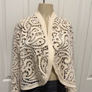 Chic Open-Front Lace Shrug in Cream